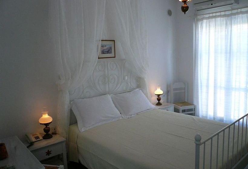 Hotel Vrahos  | Folegandros | Cyclades | Greece 4