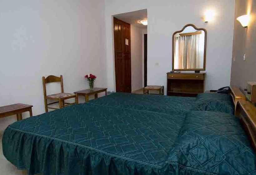 Hotel Pasiphae  | Skala Kallonis | Lesbos | Greece 1