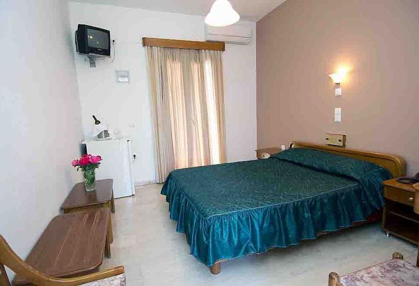 Hotel Pasiphae  | Skala Kallonis | Lesbos | Greece 11