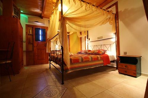 Hotel Polikandia  | Folegandros | Cyclades | Greece 12