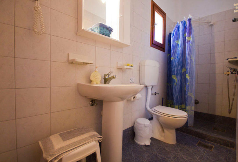 Galini Rooms  | Milos | Cyclades | Greece 6