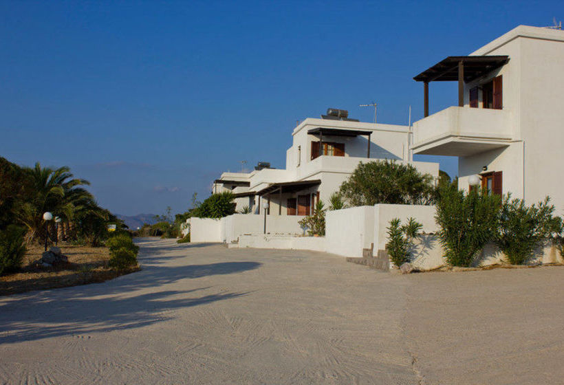 Galini Rooms  | Milos | Cyclades | Greece 8