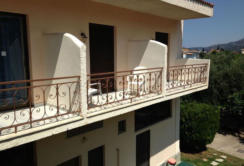 Hotel Chris Paul  | Diakopto | West Grecia | Greece 3