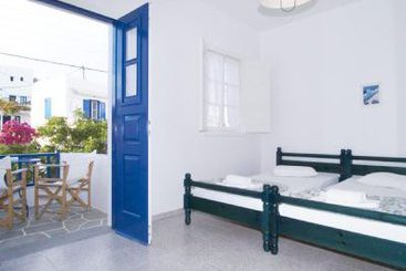 Evgenia Rooms & Apartments  | Folegandros | Cyclades | Greece 1