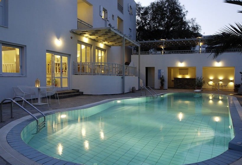 Filoxenia Apartments 