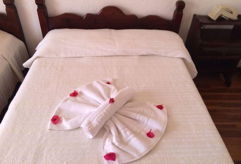 Hotel Amalia  | Skopelos | Sporades | Greece 11