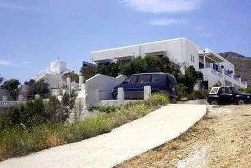 Areti  | Serifos | Cyclades | Greece 1