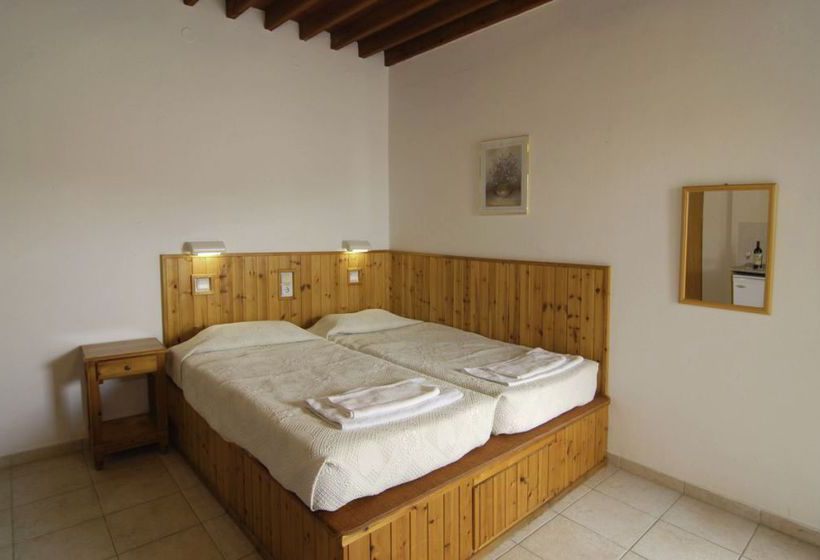 Chrysanthi Studio & Apartments Rodas