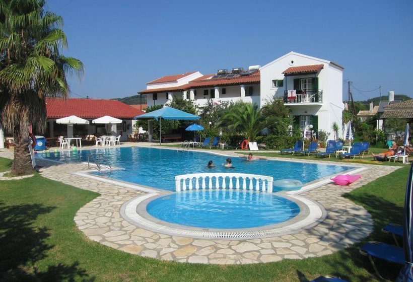 Takis & Effi Sidari Corfu