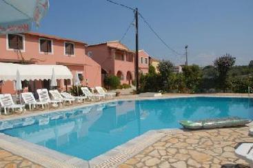 Villa Valia Apartments  | Acharavi | Corfu | Greece 1