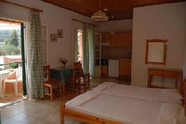 Villa Valia Apartments  | Acharavi | Corfu | Greece 2