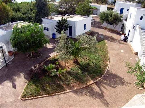 Hotel Far Out Village  | Milopotas | Ios | Greece 19