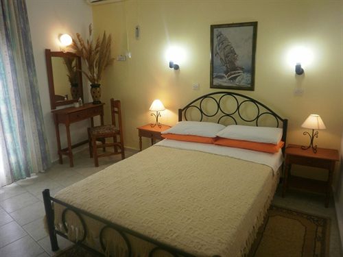 Regina Hotel  | Skopelos | Sporades | Greece 6