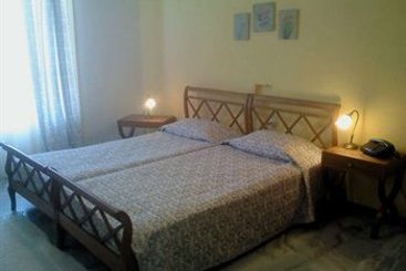 Hotel Swiss Home  | Naousa | Cyclades | Greece 15