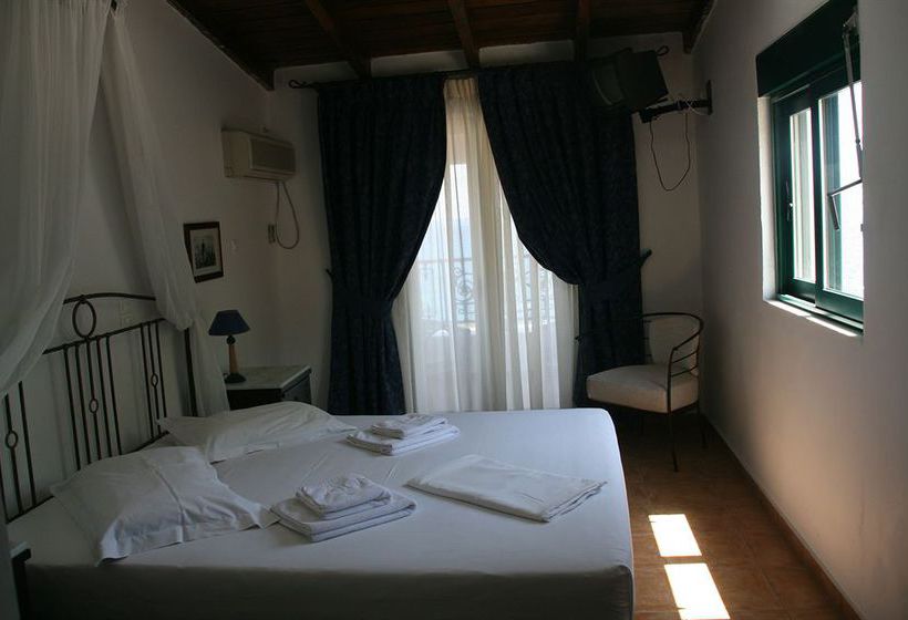 Dionysos Hotel  | Angistri | Saronic Islands | Greece 1