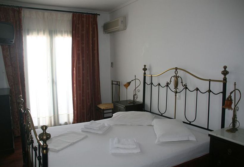 Dionysos Hotel  | Angistri | Saronic Islands | Greece 2