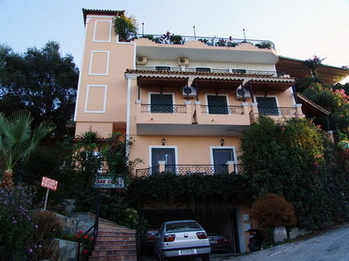 75 Steps Apartamentos  | Messongi | Corfu | Greece 10