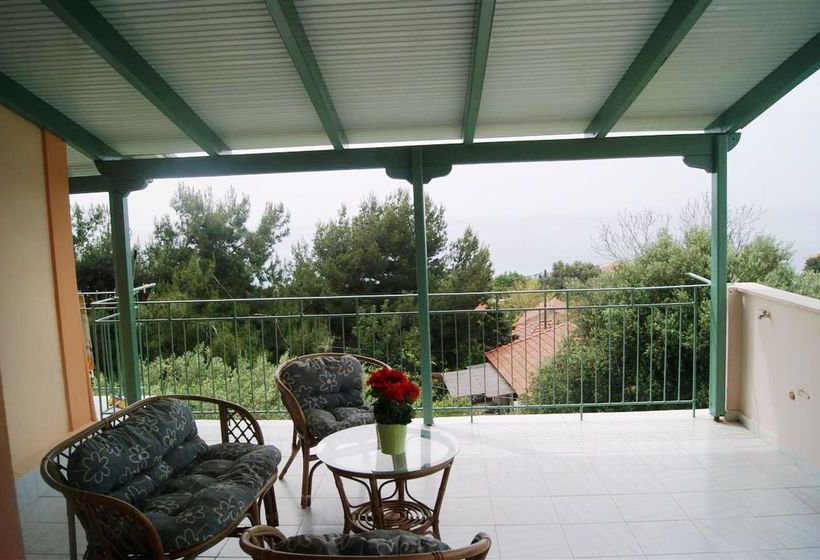 Maria Apartamentos  | Lourdata | Kefalonia | Greece 2