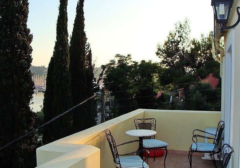 Gerekos Apartamentos  | Kontokali | Corfu | Greece