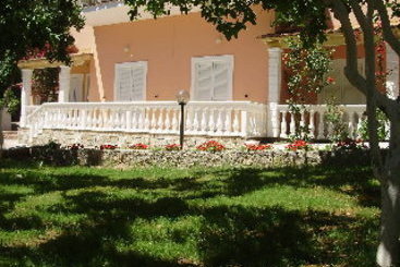 Fouxia Apartamentos  | Perama | Corfu | Greece 2