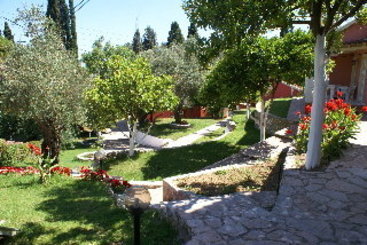 Fouxia Apartamentos  | Perama | Corfu | Greece 8