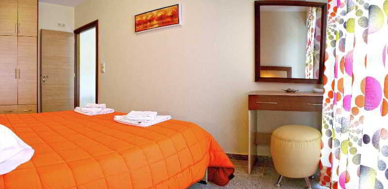 Hotel Arisvi  | Skala Kallonis | Lesbos | Greece 1