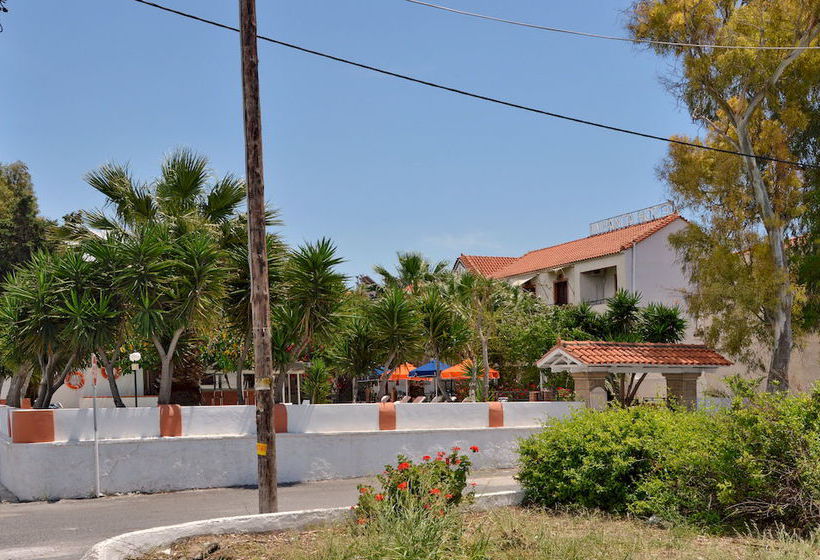 Hotel Miranta  | Aegina | Saronic Islands | Greece 17