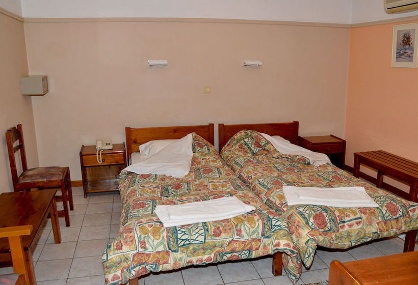 Hotel Miranta  | Aegina | Saronic Islands | Greece 4