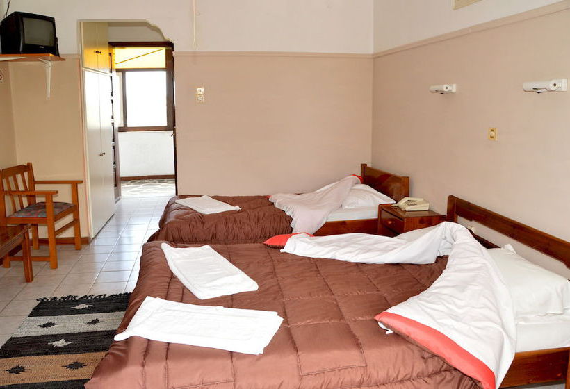 Hotel Miranta  | Aegina | Saronic Islands | Greece 5