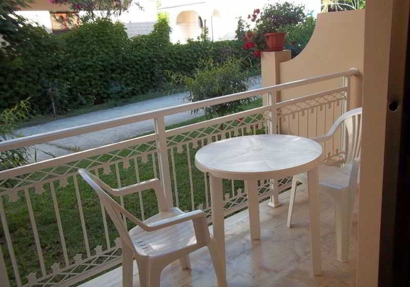 Toulas Apartments  | Sidari | Corfu | Greece 4