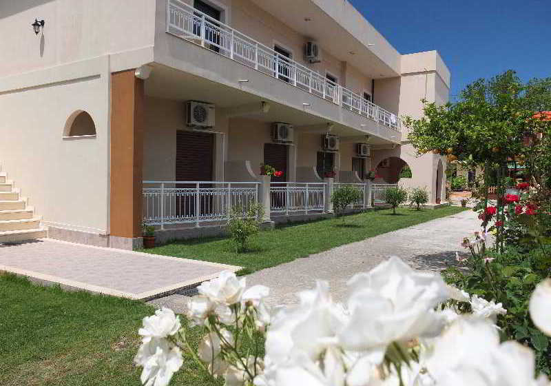 Toulas Apartments  | Sidari | Corfu | Greece 8