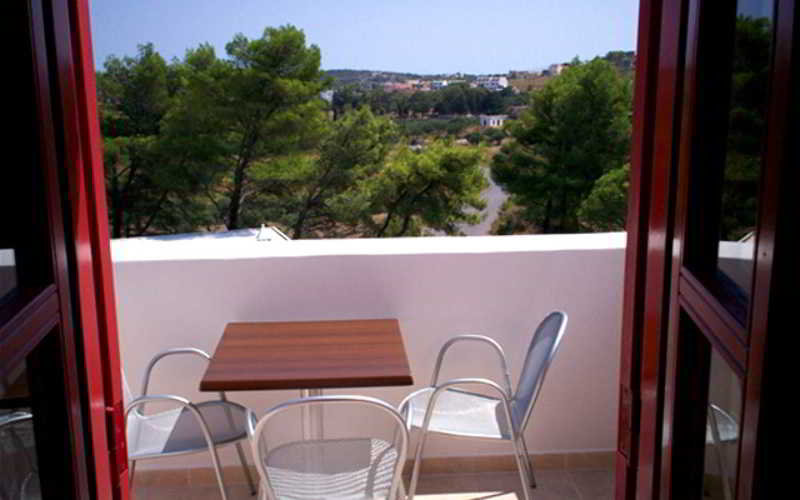 Hotel Aposperides  | Livadia | Central Greece | Greece 4