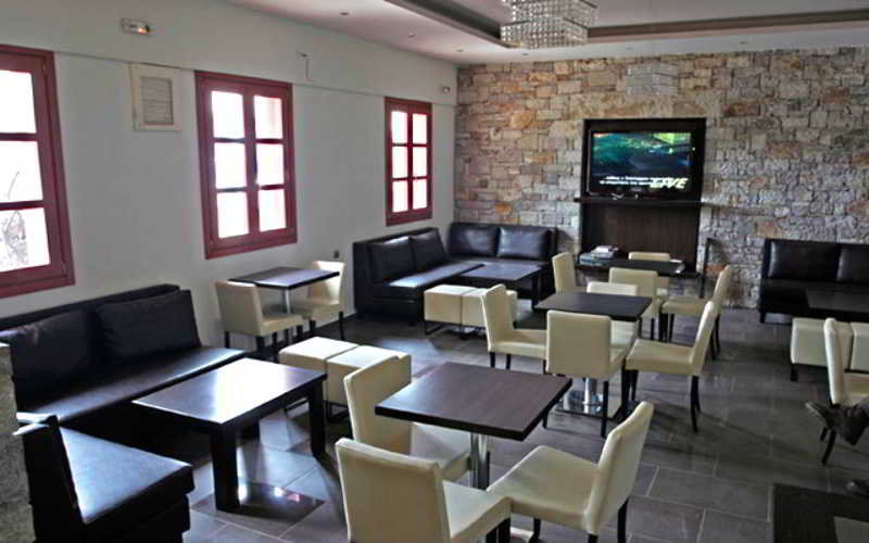 Hotel Aposperides  | Livadia | Central Greece | Greece 6