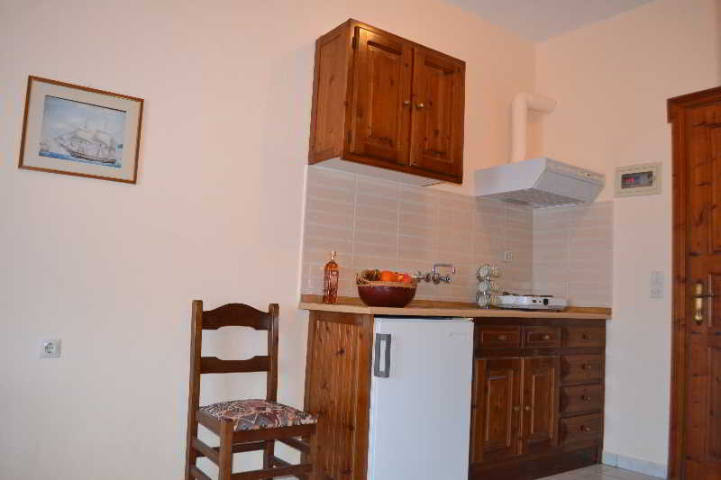 Evlavia Apartamentos  | Skopelos | Sporades | Greece 9