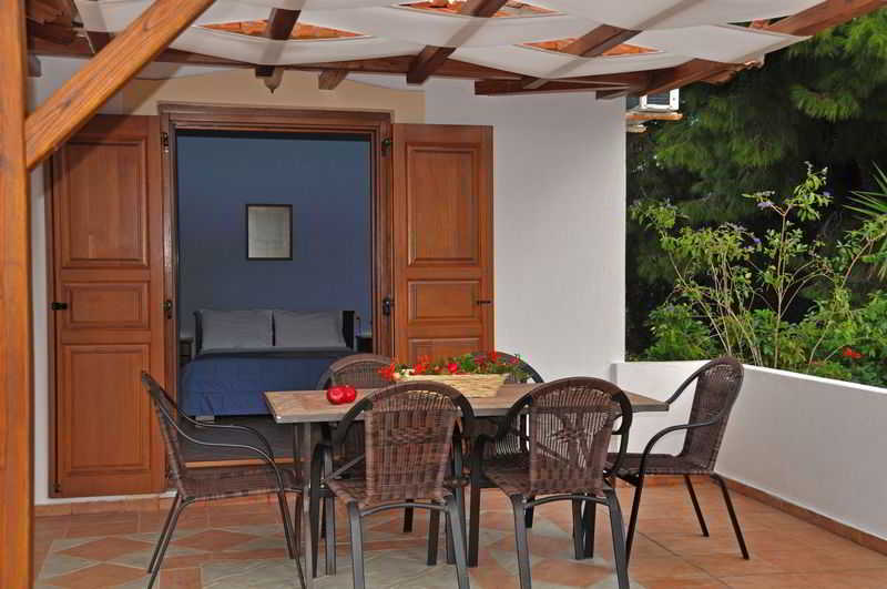 Kamelia Villas  | Alonissos | Sporades | Greece 9