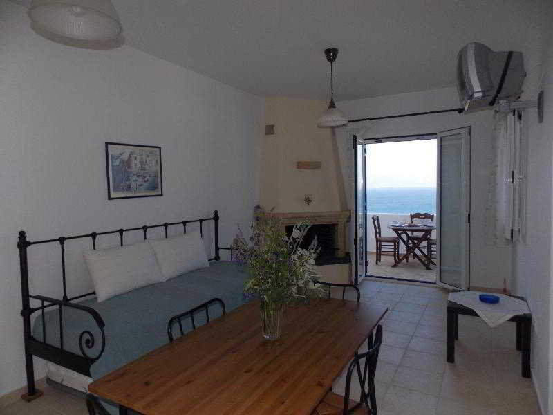 Verandes Tou Ouranou  | Agia Pelagia - Kythira Inseln | Attica | Griechenland 13