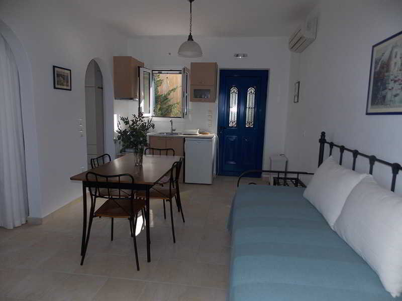 Verandes Tou Ouranou  | Agia Pelagia - Kythira Inseln | Attica | Griechenland 16