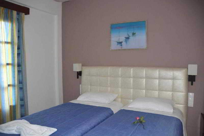 Hotel The Waves Studios Apartments  | Acharavi | Corfu | Greece 11