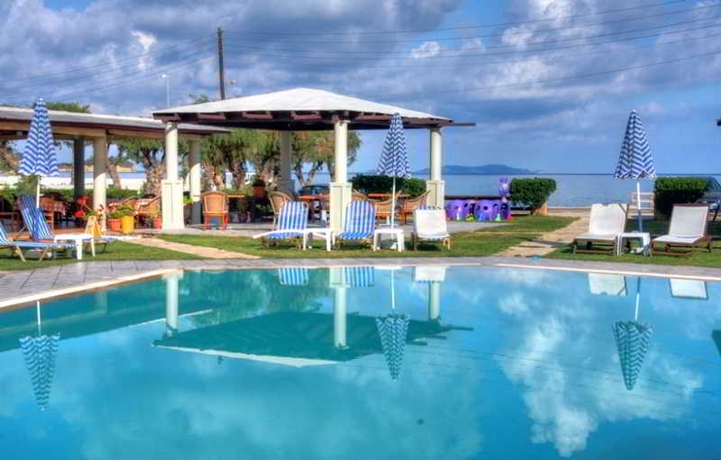 Hotel The Waves Studios Apartments  | Acharavi | Corfu | Greece 2