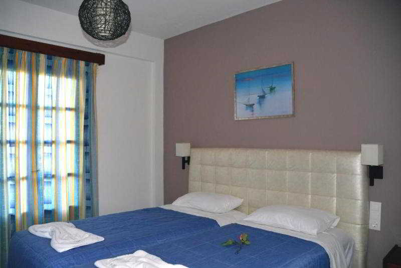 Hotel The Waves Studios Apartments  | Acharavi | Corfu | Greece 5