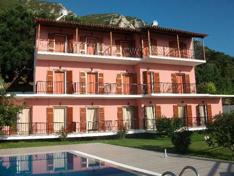 Aronis Apartments  | Benitses | Corfu | Greece 1