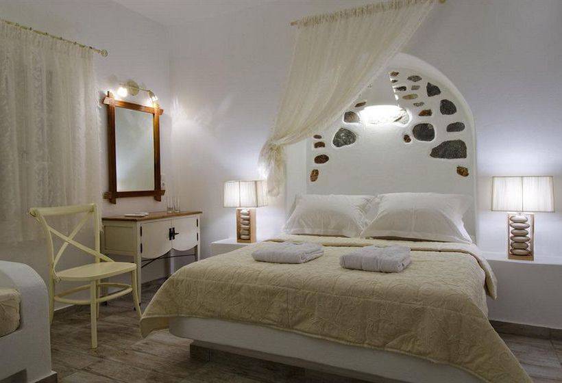 Hotel Aspalathras White  | Folegandros | Cyclades | Greece 13