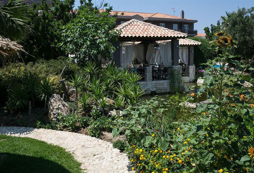 Hotel Achtis  | Afitos | Halkidiki | Greece 10