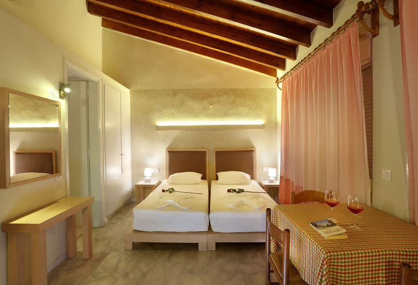 Elma's Dream Apartments & Villas  | Chrisi Akti - Paros | Cyclades | Greece 10