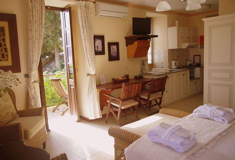 Hotel Faros Suites  | Fiskardo | Kefalonia | Greece 6