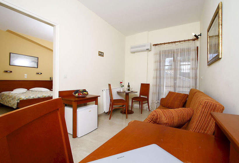 Hotel Bintzan Inn  | Perama | Corfu | Greece 10
