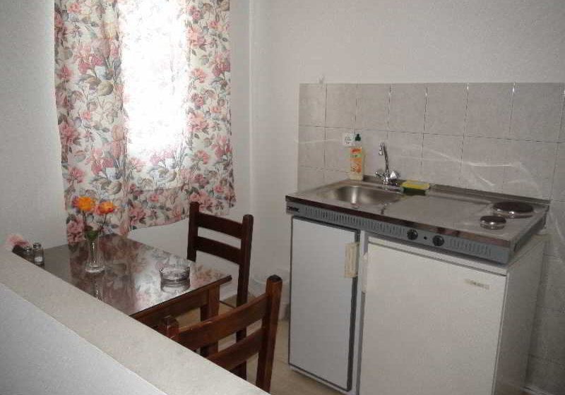 Filoxenia Hotel & Apartments  | Poros | Kefalonia | Greece 9