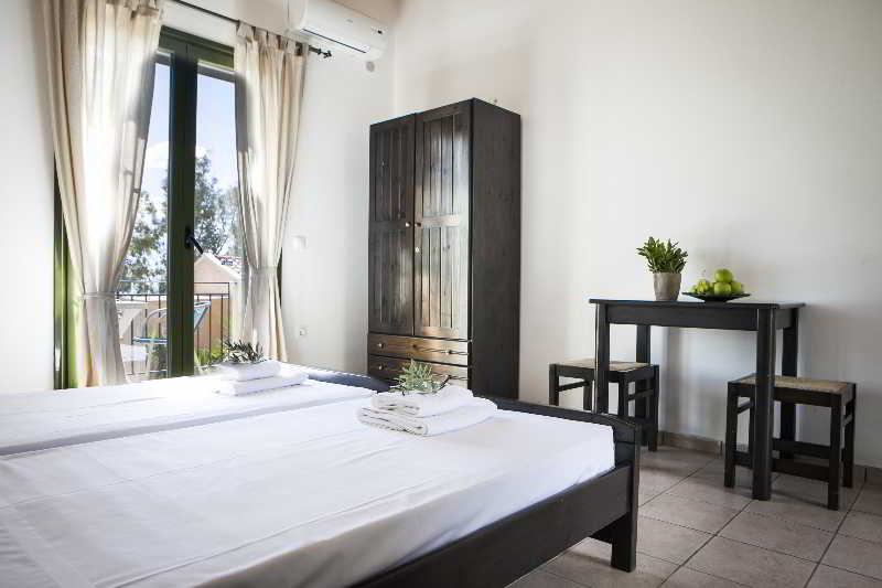 Hotel Lovides Village - Apartments  | Lourdata | Kefalonia | Greece 11