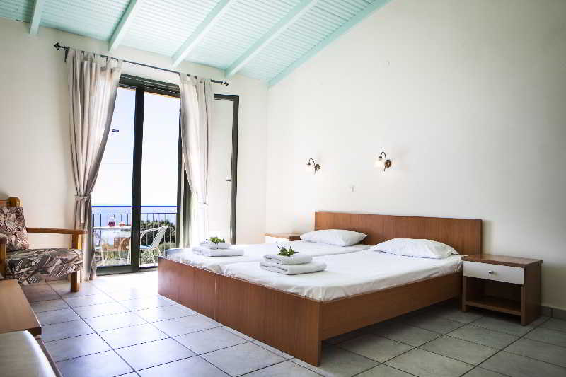 Hotel Lovides Village - Apartments  | Lourdata | Kefalonia | Greece 6