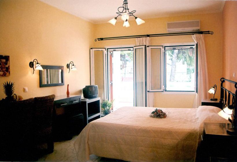 Villa Kostis  | Poros | Saronic Islands | Greece 1